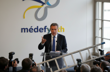 Illustration of CDI spécial jeunes proposé par le Medef: "C’est inacceptable et ce n’est pas comme ça qu’on créera des emplois", selon Denis Gravouil, secrétaire emploi et chômage à la CGT