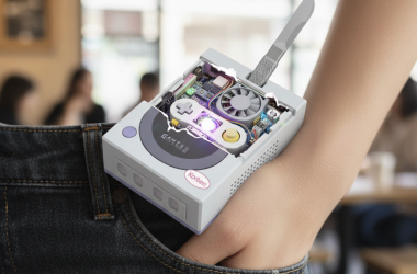 Illustration of Kawaii - La GameCube découpée au scalpel qui tient dans la poche - Korben